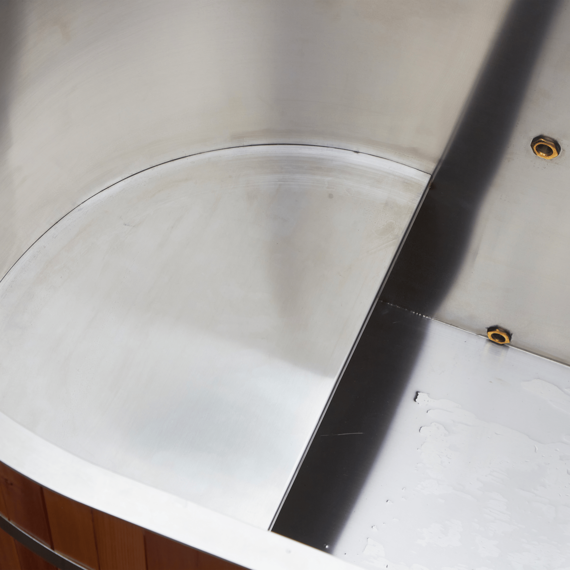 Wooden Barrel Ice Bath
Winthera Arctic Barrel
Luxury Cold Plunge Tub
Elegant Cold Therapy Bath
Wellness Spa Ice Barrel
